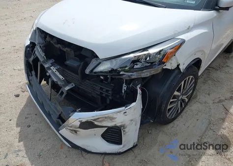 2021 Nissan Kicks Sv Xtronic Cvt из США, поврежденный, VIN 3N1CP5CVXML470495